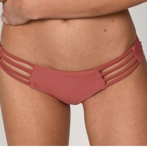 NWT TOBI CHEEKY STRAPPY BIKINI BOTTOMS